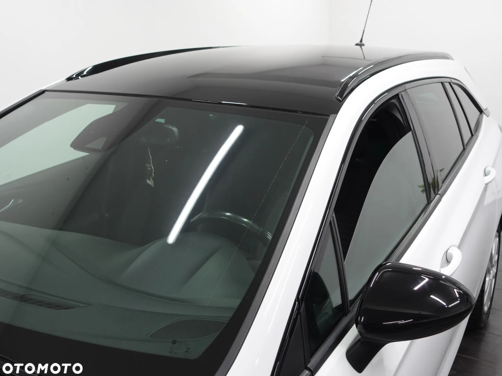 Opel Astra 1.2 Turbo Start/Stop Sports Tourer Edition - 17