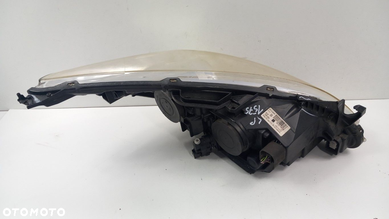 PEUGEOT 5008 I LAMPA PRZÓD LEWA - 6