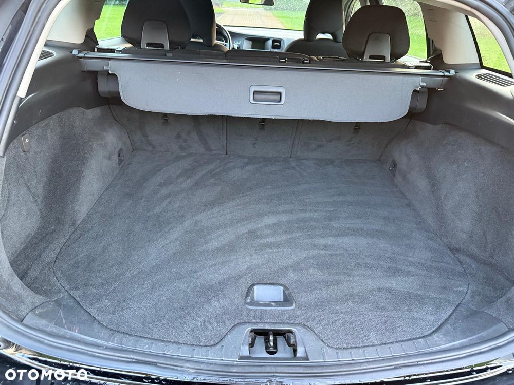 Volvo V60 ver-d2-kinetic - 12