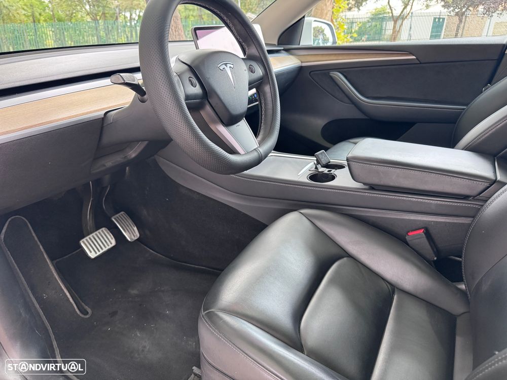 Tesla Model Y Long Range Tração Integral - 12