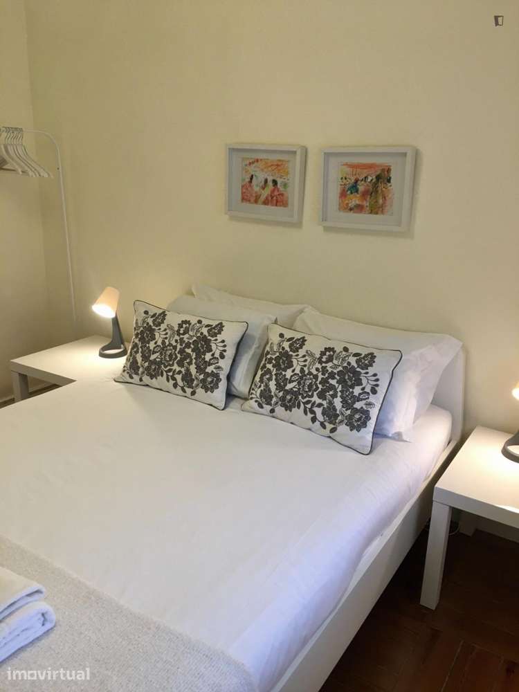 Apartamento com 1 quartos - localizado em Santo Ildefonso Porto - Grande imagem: 3/10