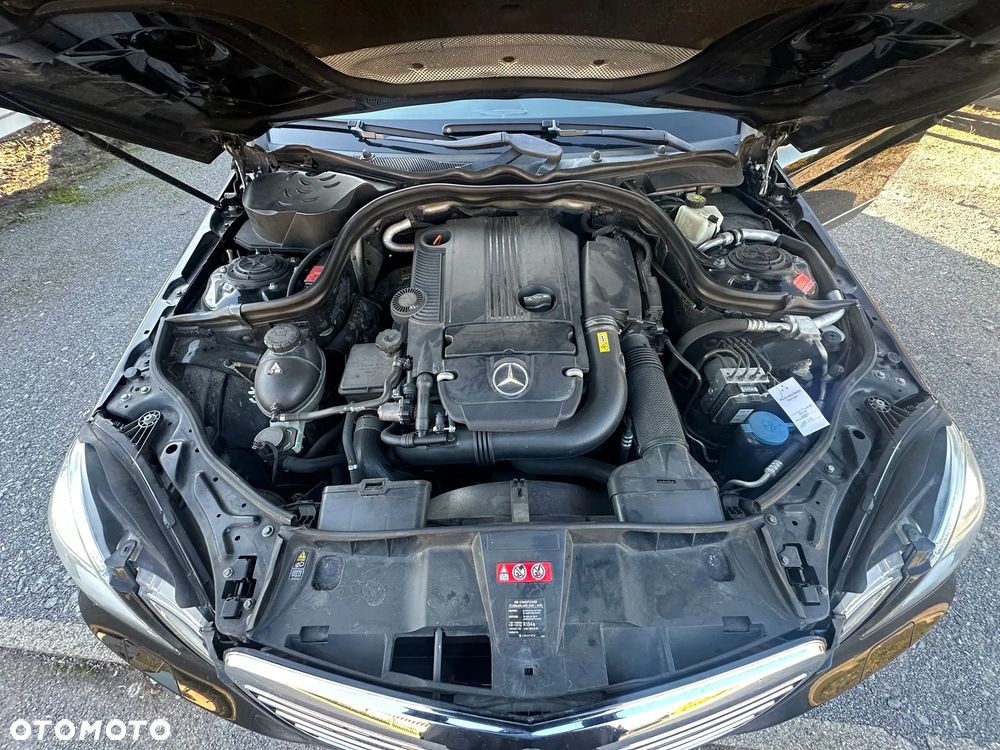 Mercedes-Benz Klasa E 250 CGI BlueEFFICIENCY Automatik Avantgarde - 17