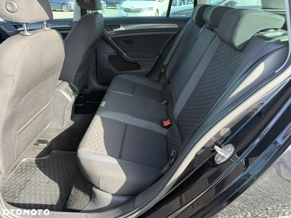 Volkswagen Golf Variant 1.6 TDI SCR DSG Join - 15