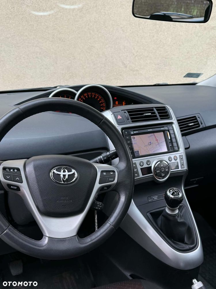 Toyota Verso 2.0 D-4D Luna - 4