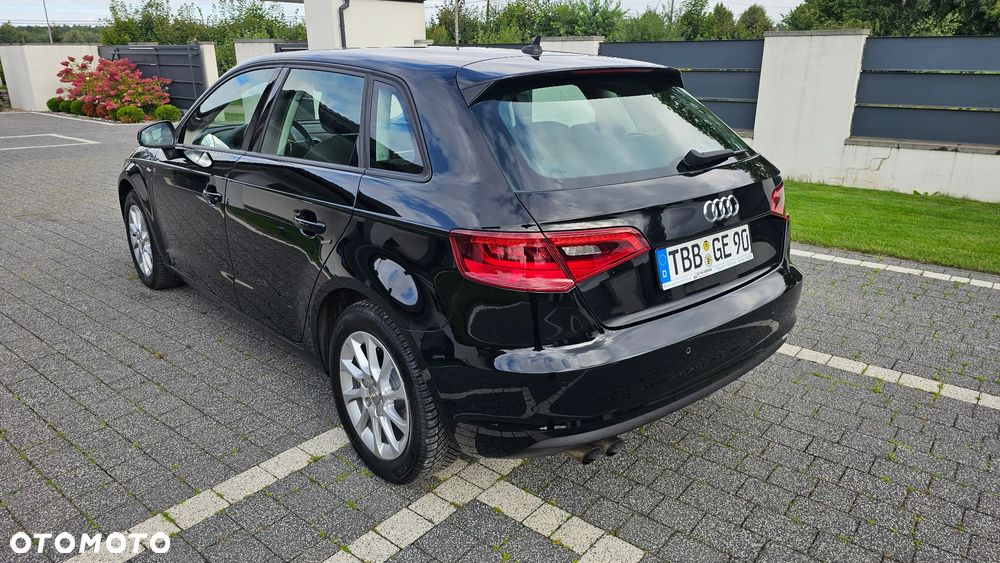 Audi A3 Sportback 2.0 TDI S tronic - 6