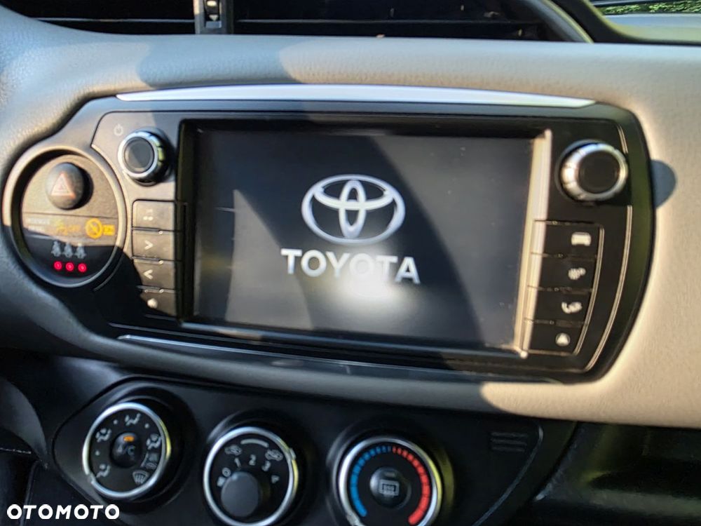 Toyota Yaris 1.33 Premium MS - 10