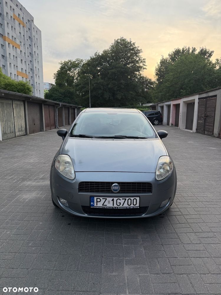 Fiat Grande Punto - 2