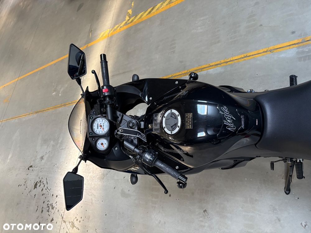 Kawasaki Ninja 250R - 12