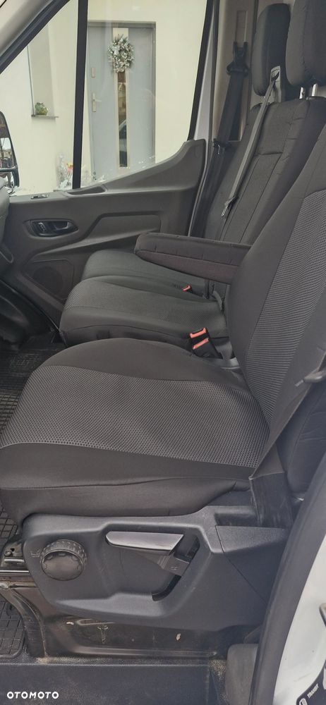 Ford Transit - 10