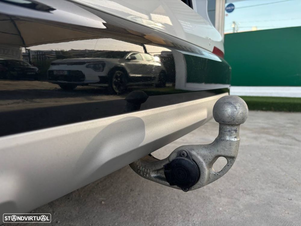 BMW iX1 xDrive30 xLine - 9