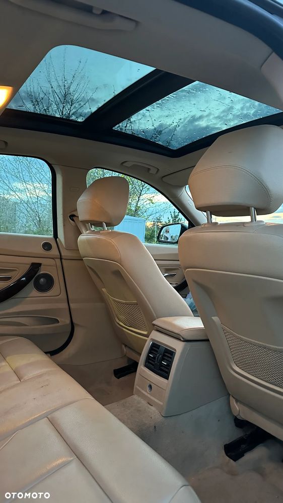 BMW 3GT 320d Luxury Line - 10