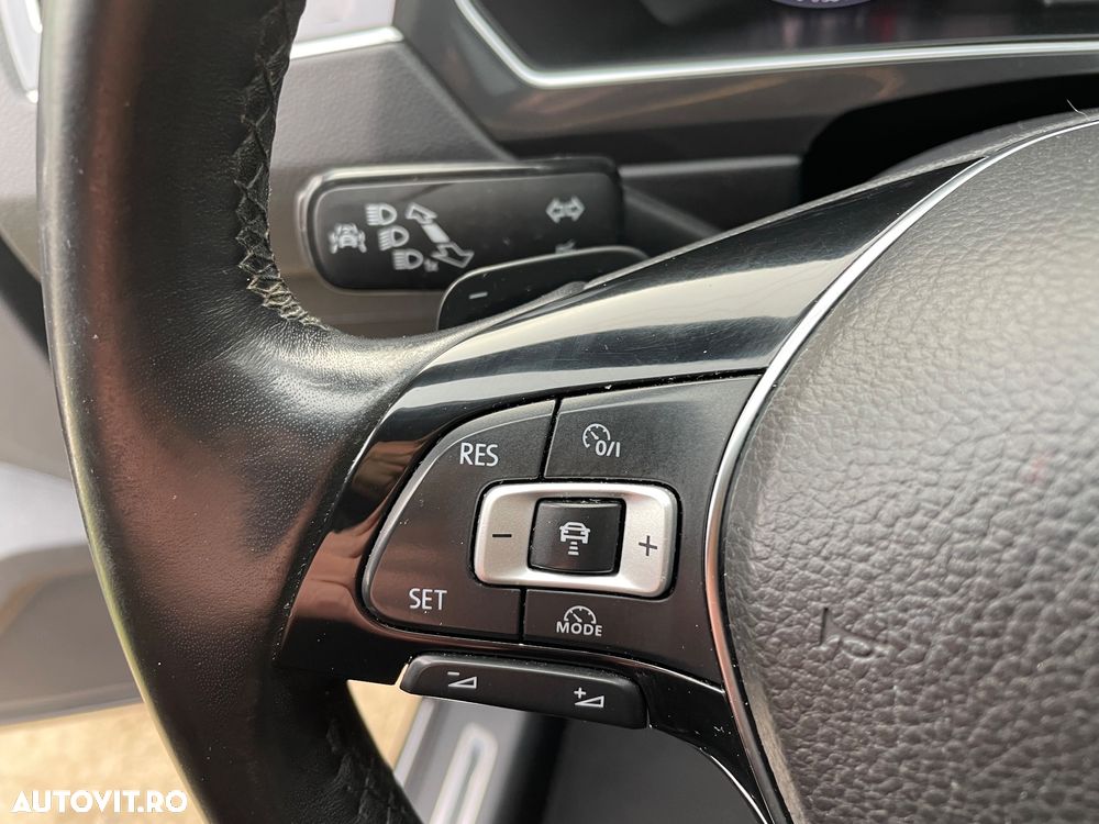 Volkswagen Tiguan - 29