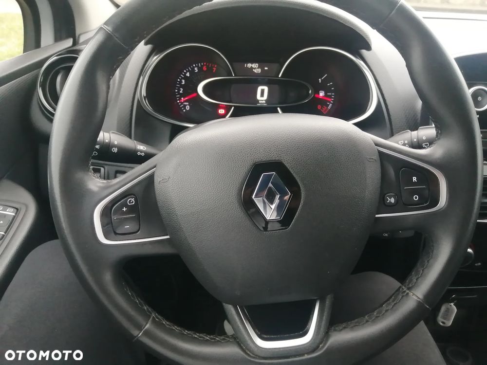 Renault Clio - 7