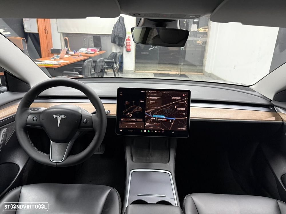 Tesla Model 3 - 17