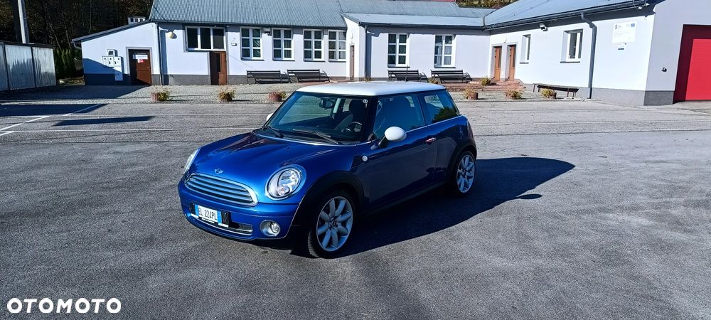 MINI Cooper Standard - 3