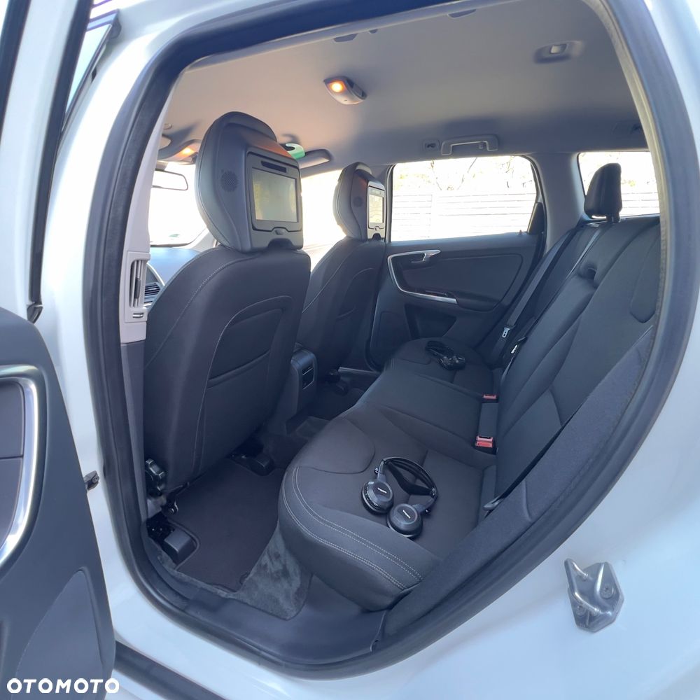Volvo XC 60 D4 Geartronic Kinetic - 12