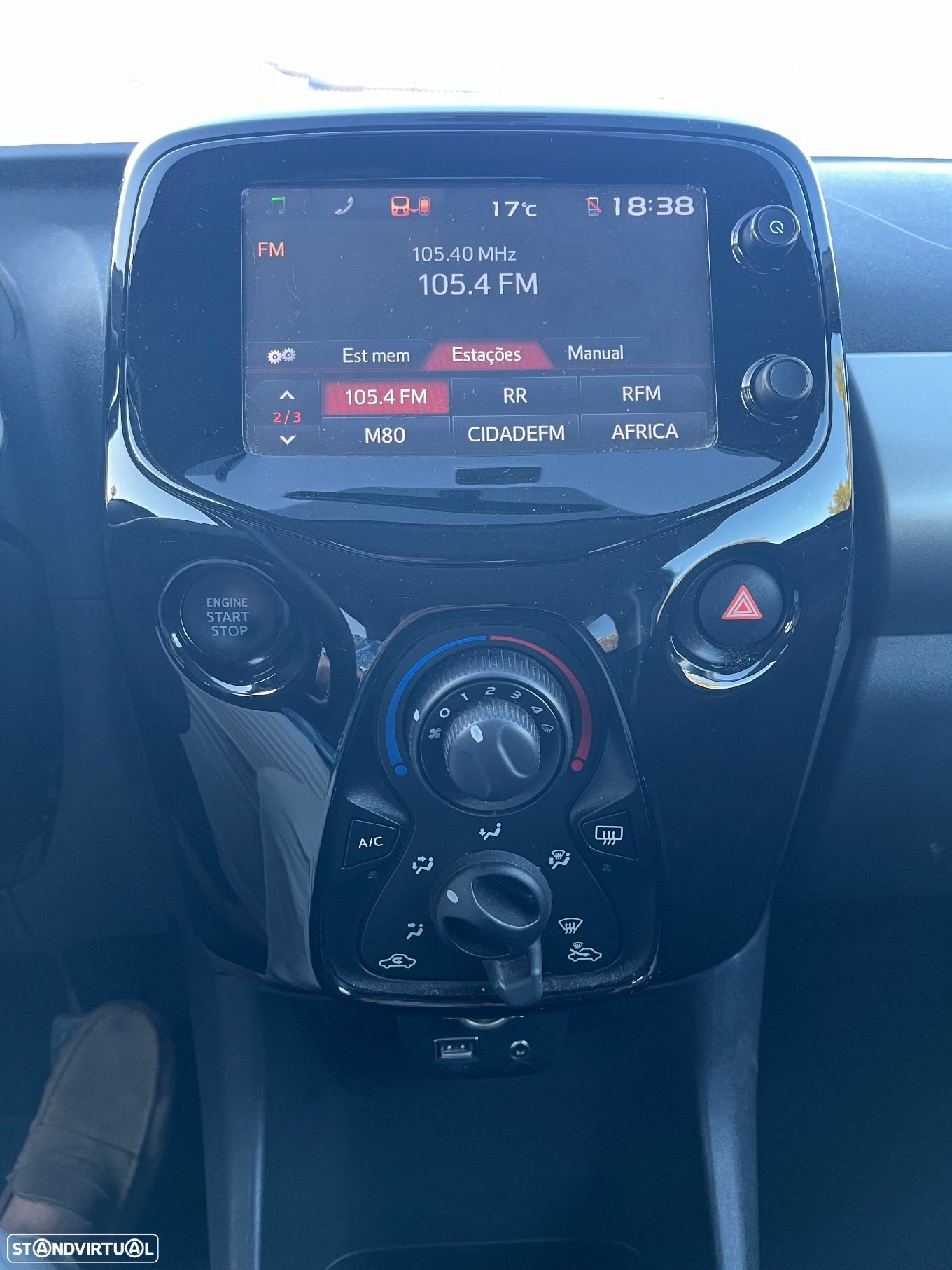 Peugeot 108 1.0 VTi Allure ETG5 - 4