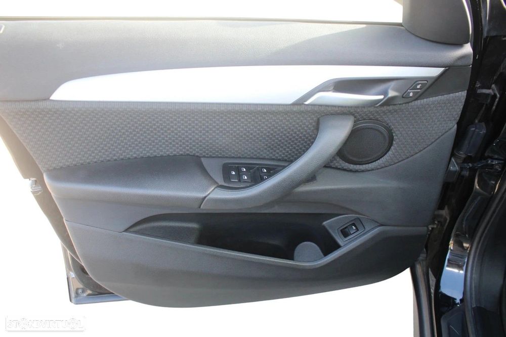 BMW X1 16 d sDrive Advantage Auto - 31