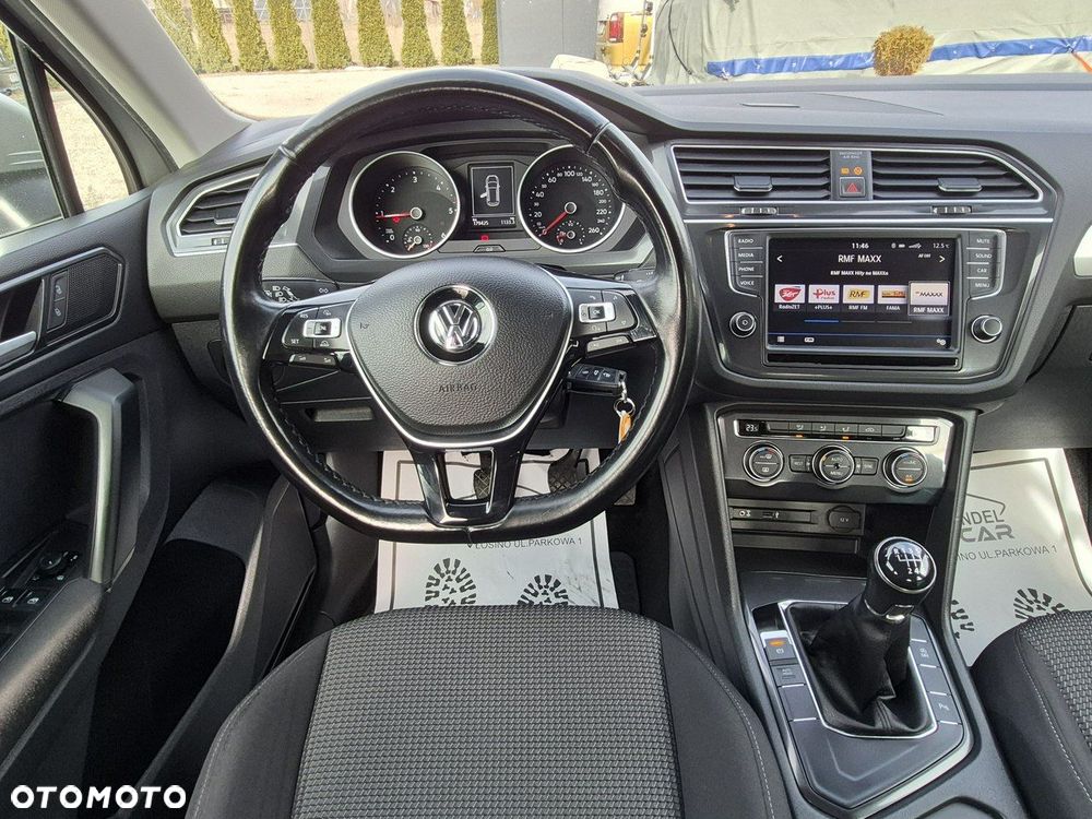 Volkswagen Tiguan - 26