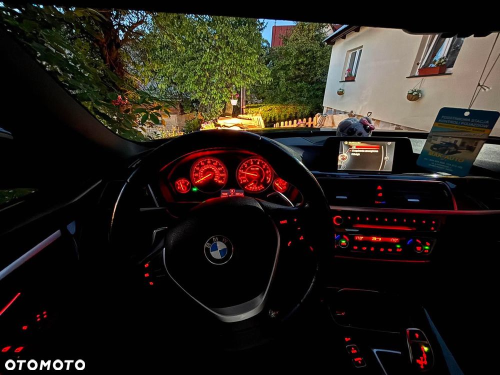 BMW Seria 3 - 33