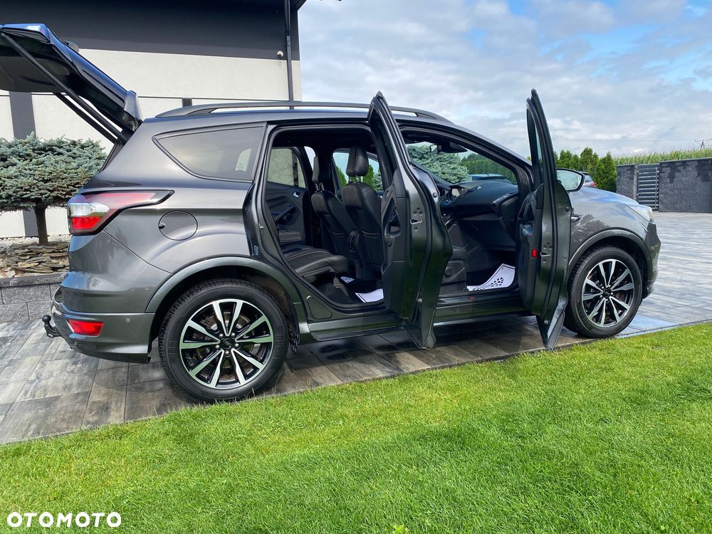 Ford Kuga 1.5 EcoBoost 2x4 ST-Line - 9