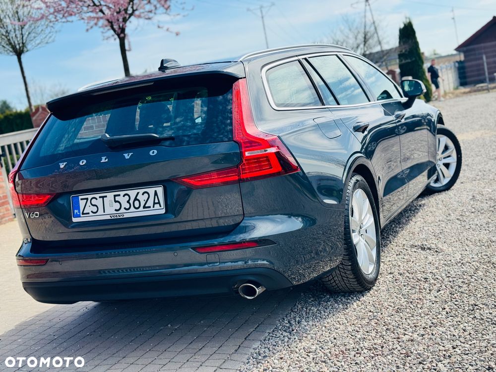 Volvo V60 D3 Momentum Pro - 27