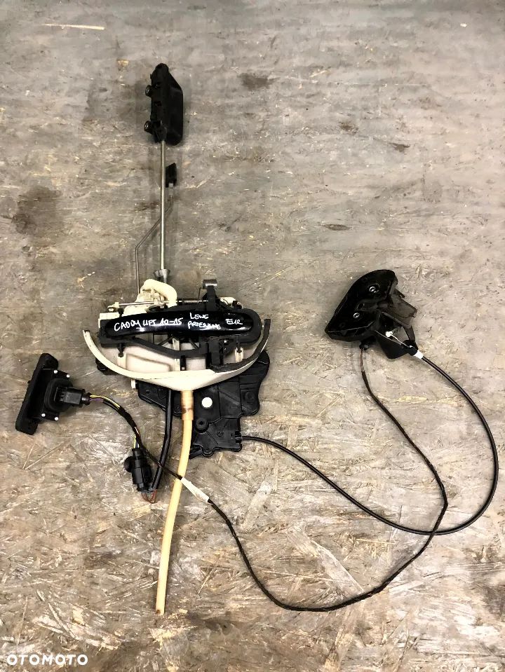 VW CADDY 2K III LIFT 10-15 ZAMEK DRZWI PRZESUWNYCH LEWYCH LEWY TYŁ TYLNY EUROPA 2K0843653BD KOMPLETNY