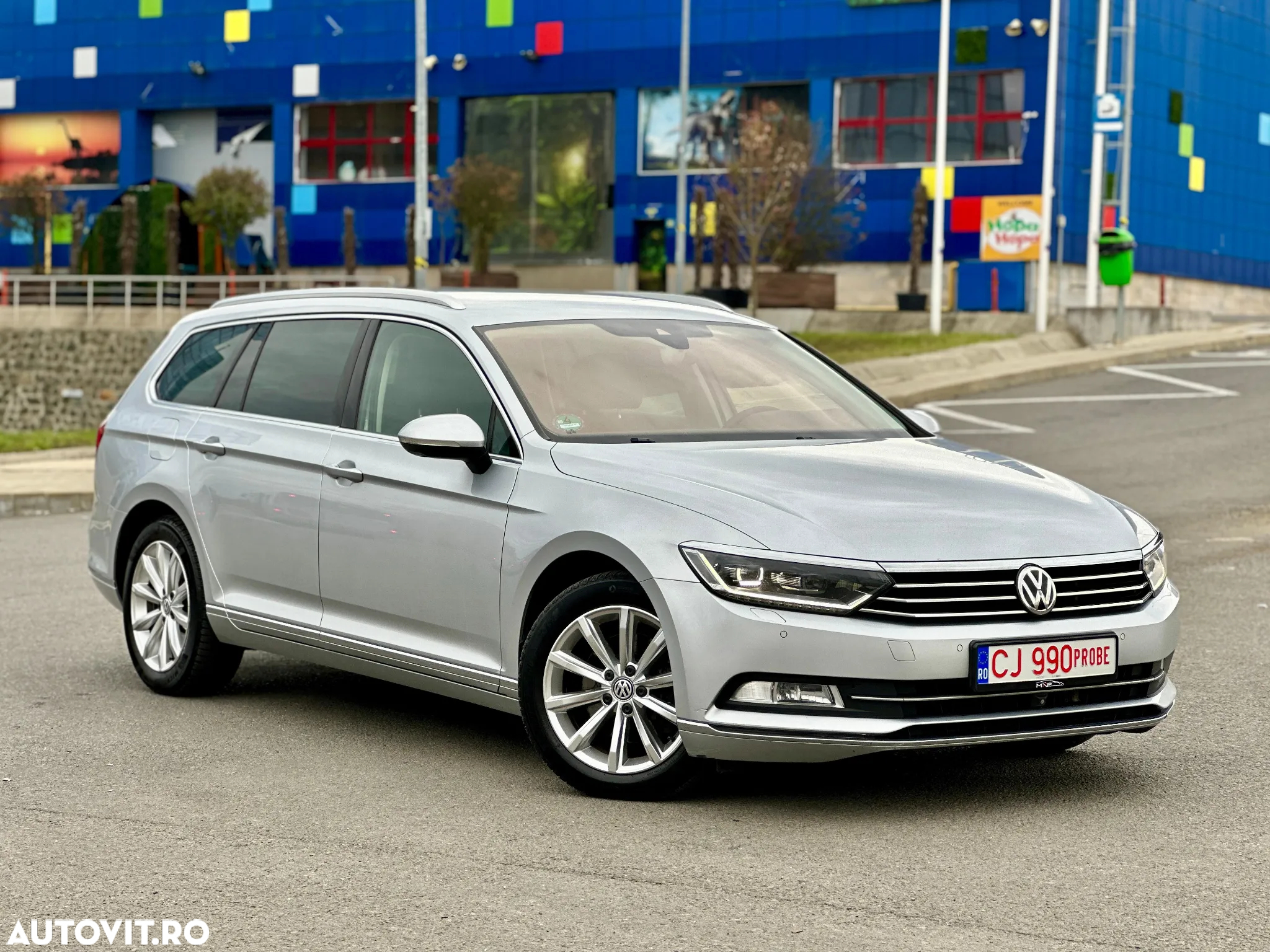 Volkswagen Passat Variant 2.0 TDI DSG Highline - 2
