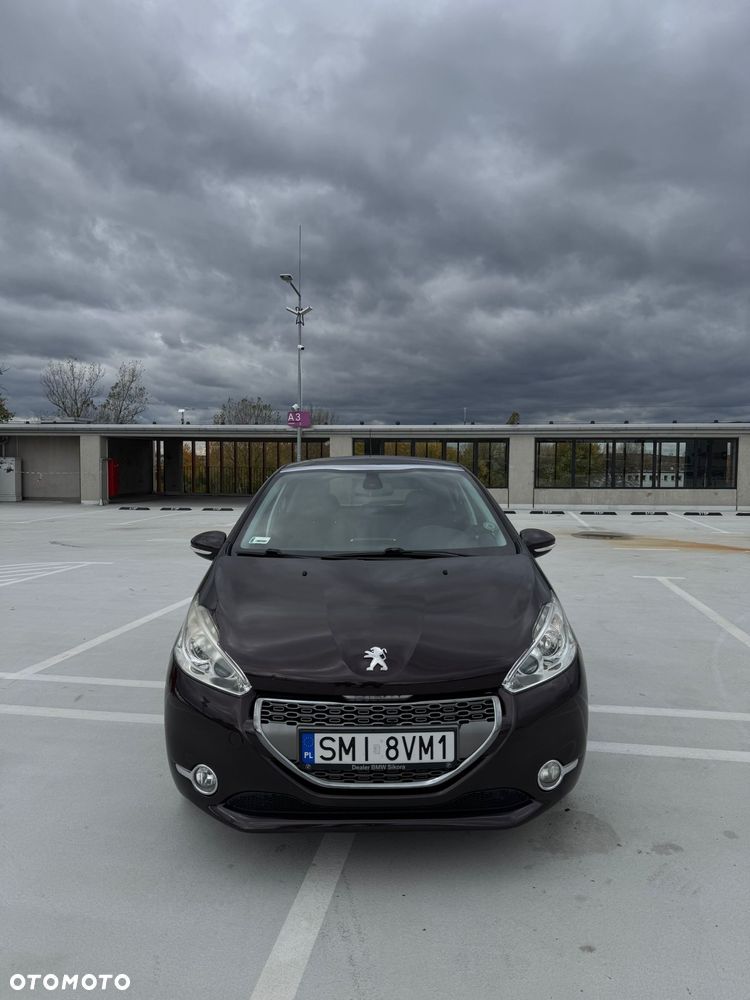 Peugeot 208 e-HDi 115 Stop&Start Allure - 2