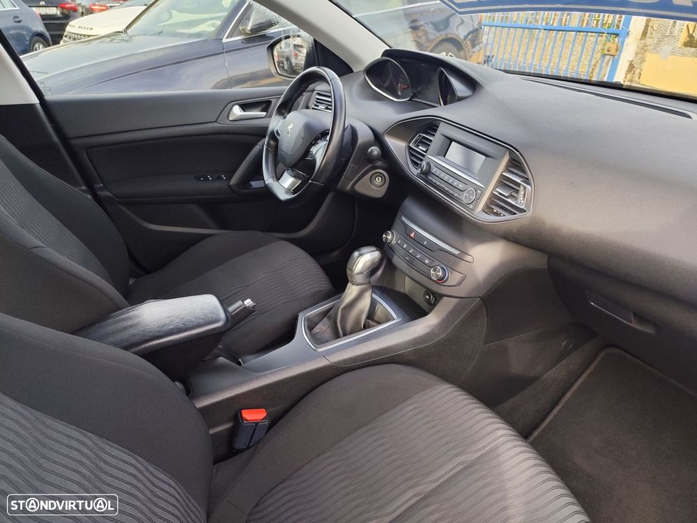 Peugeot 308 SW 1.6 BlueHDi Active - 16