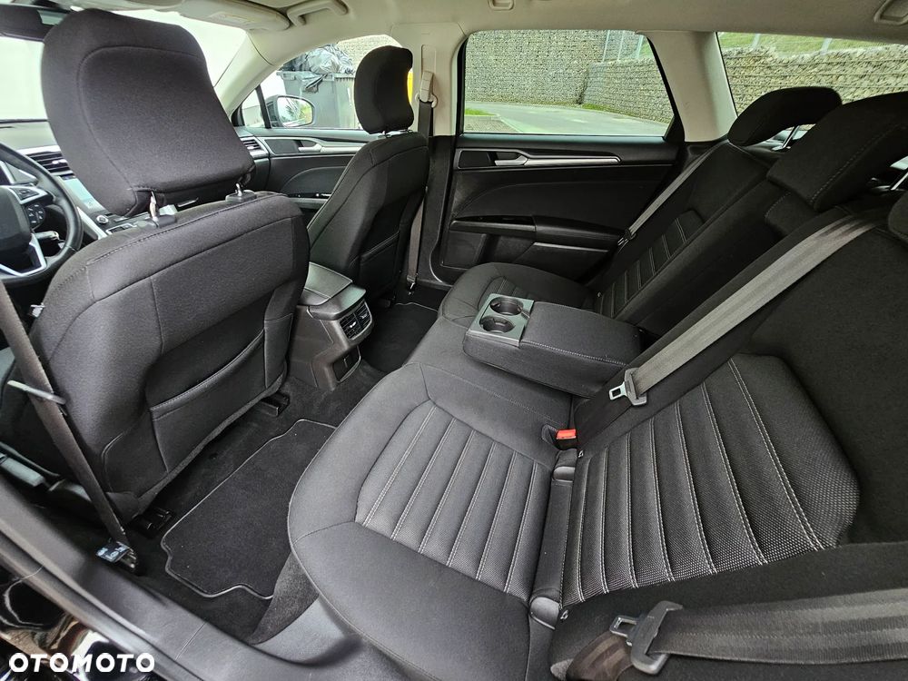 Ford Mondeo 2.0 TDCi STart-Stopp Titanium - 32