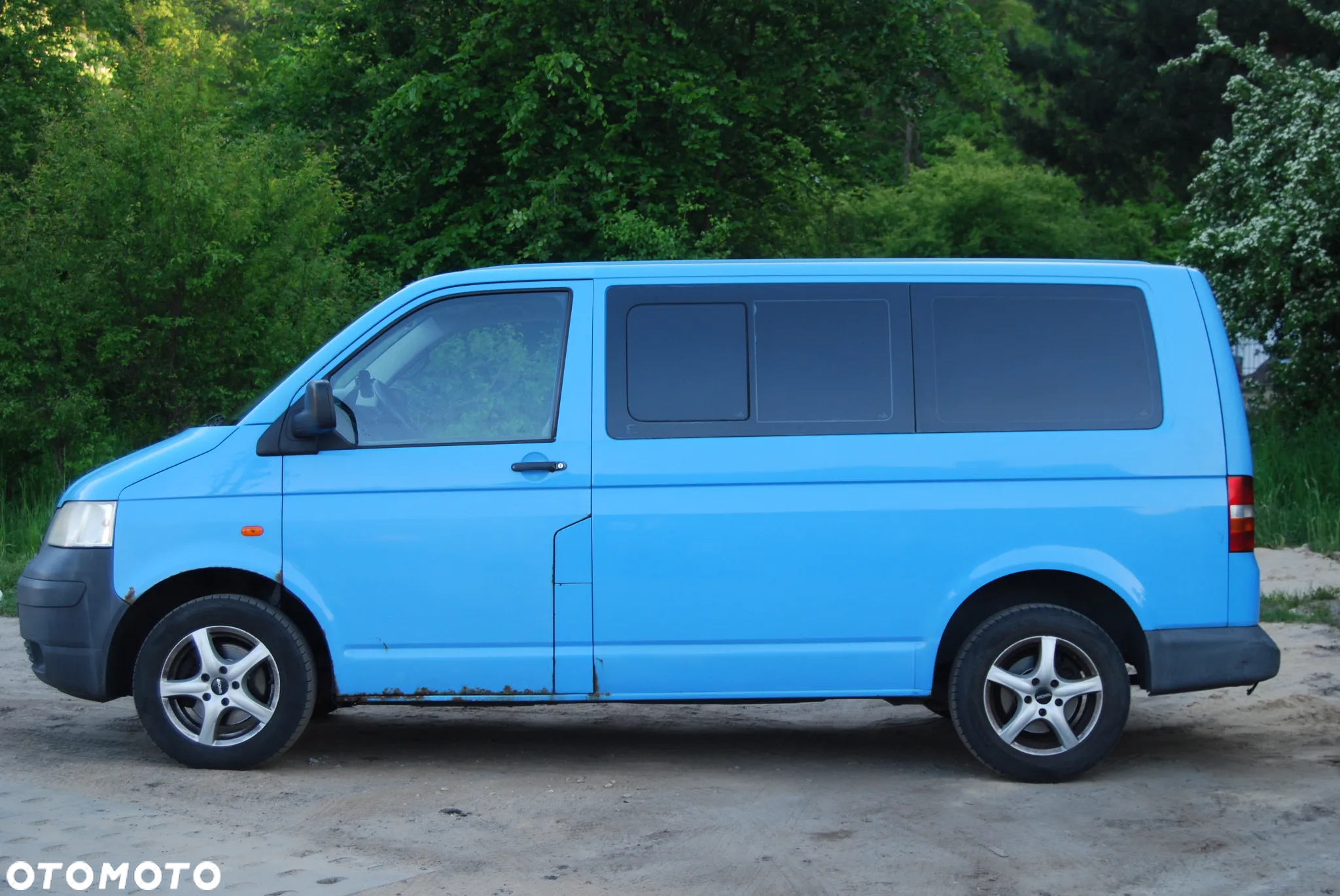 Volkswagen Transporter T5 TDI L1H1 - 2