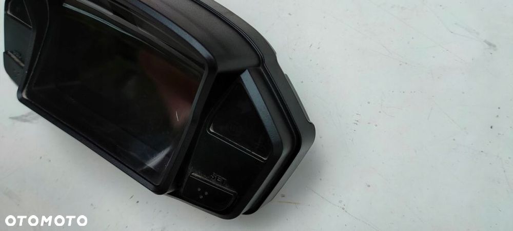 HONDA VFR 800 CROSSRUNNER 2016 LICZNIK ZEGARY - 2