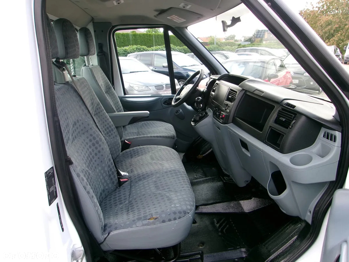 Ford Transit - 6