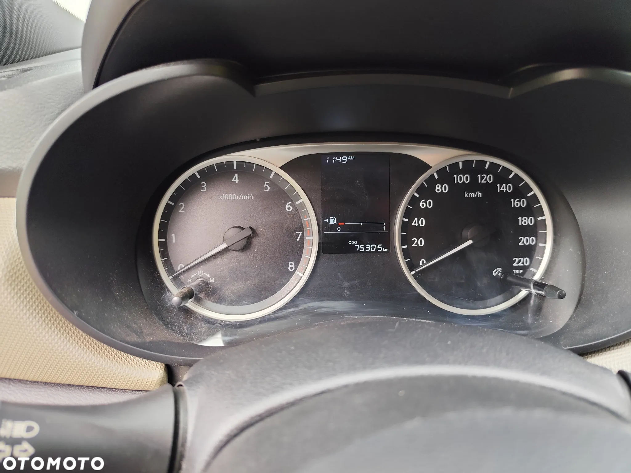 Nissan Micra 1.0 Visia Plus - 11