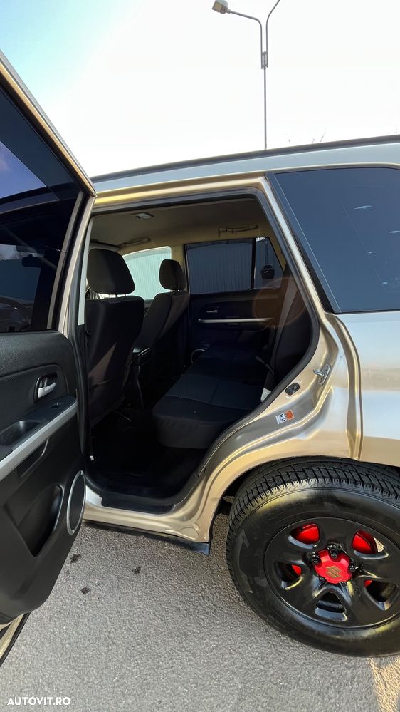 Suzuki Grand Vitara - 10