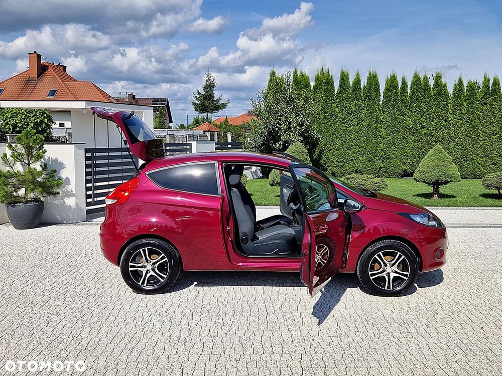 Ford Fiesta 1.25 Platinium X - 16