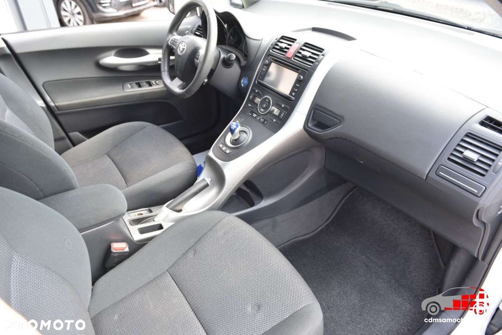 Toyota Auris - 17