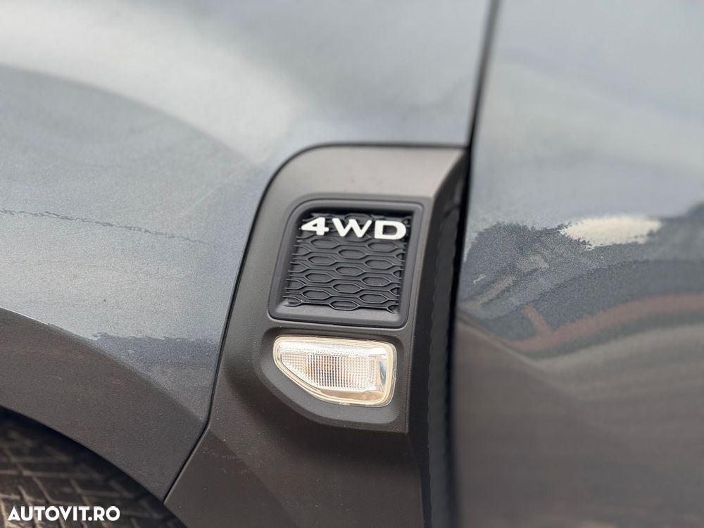 Dacia Duster 1.5 Blue dCi 4WD Prestige jante 17" - 12