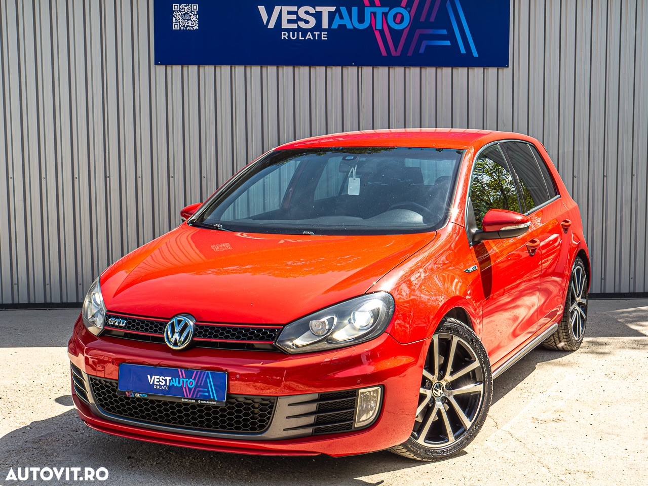 Volkswagen Golf 2.0 DPF GTD DSG - 2