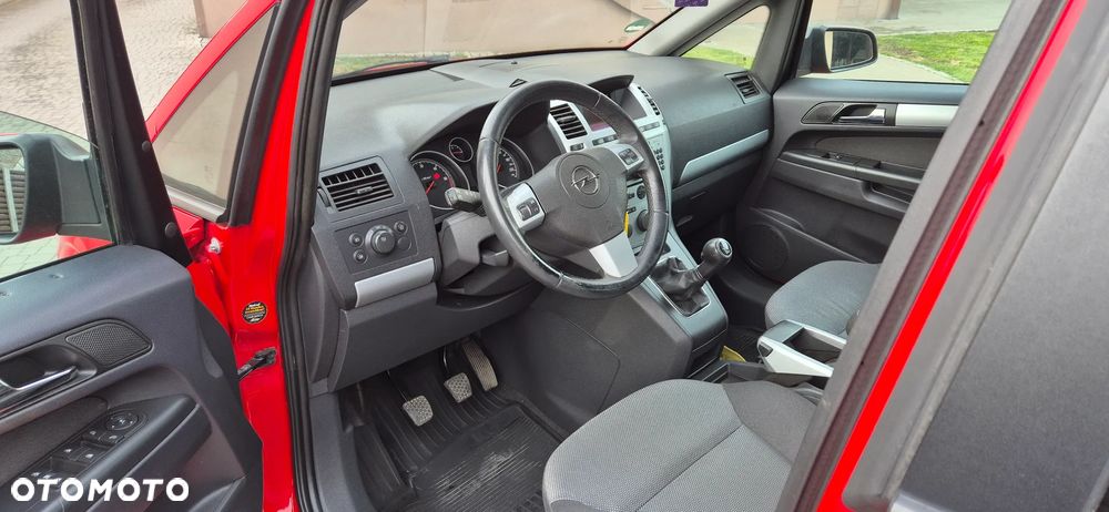 Opel Zafira 1.7 CDTI - 10