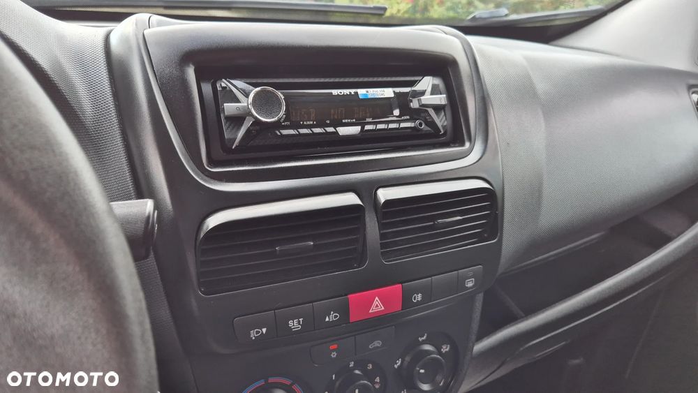 Fiat Doblo 1.4 16V Dynamic - 12