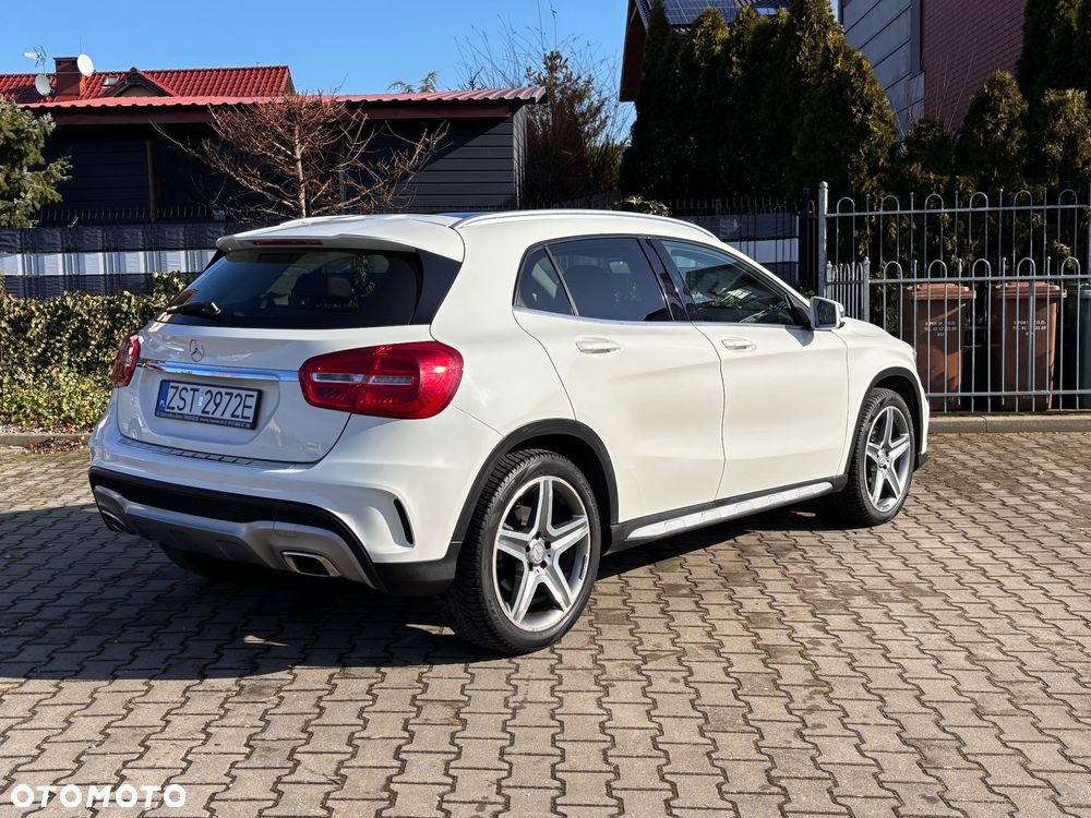 Mercedes-Benz GLA 250 4Matic 7G-DCT AMG Line - 7