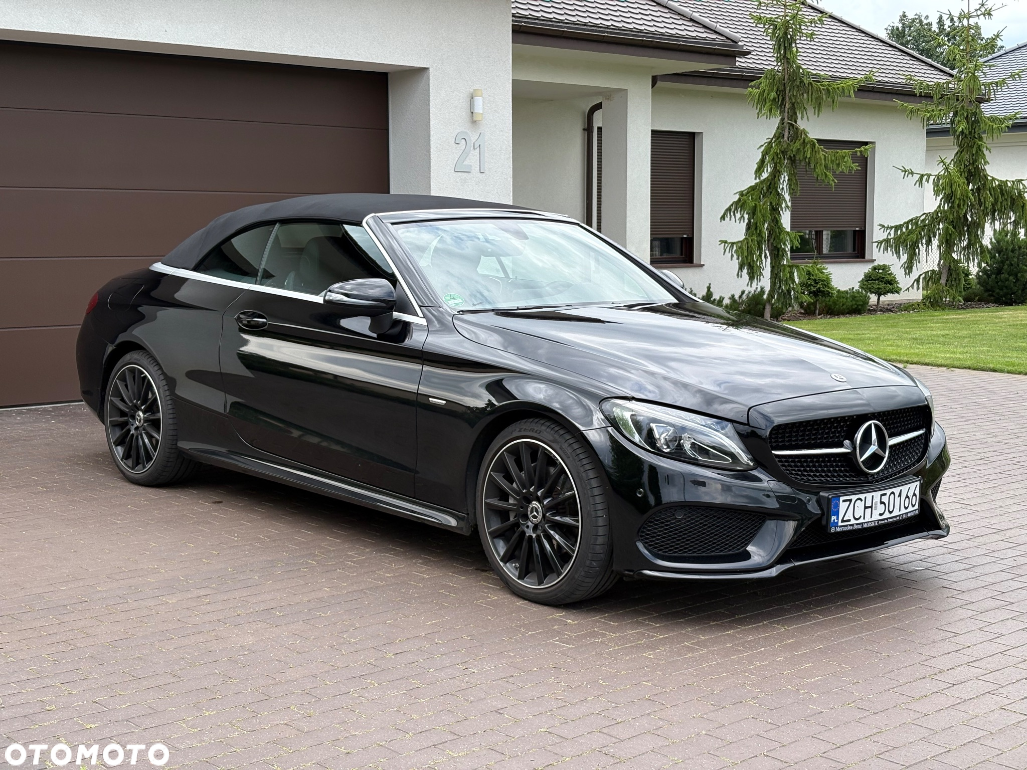 Mercedes-Benz Klasa C 180 Cabrio 9G-TRONIC AMG Line - 2