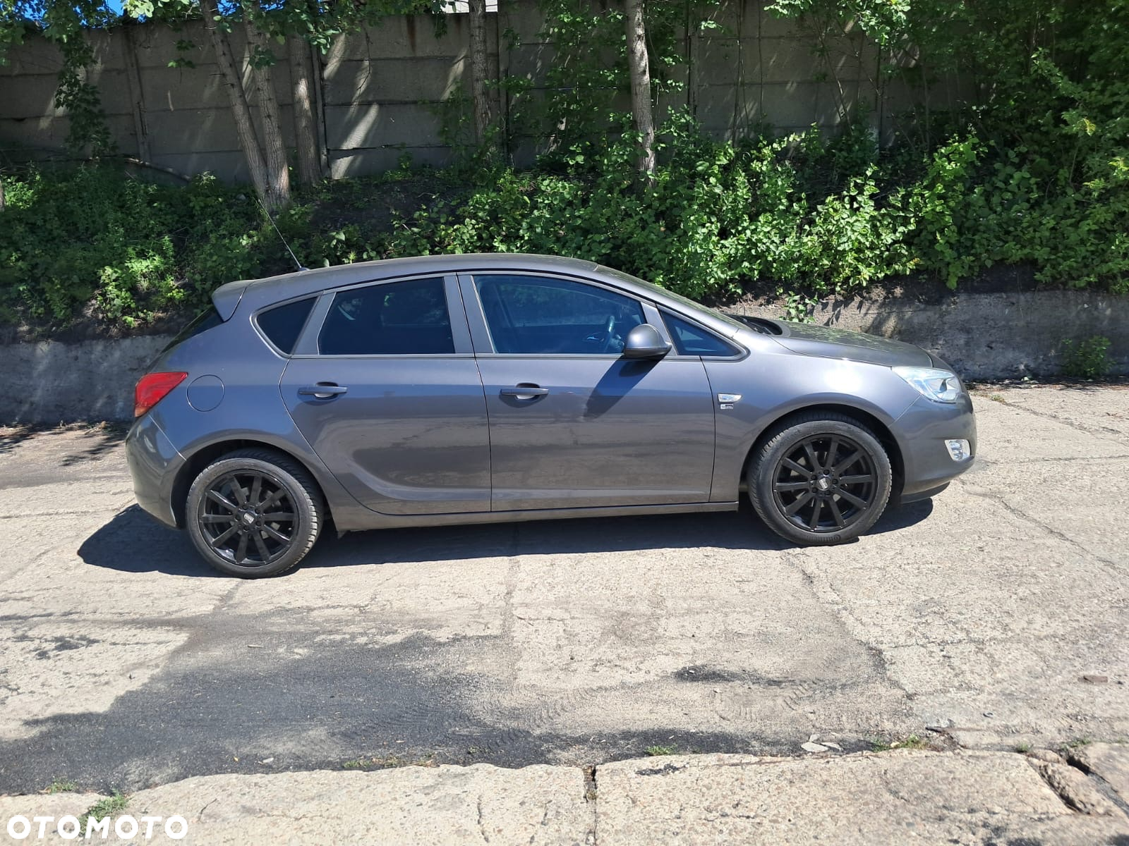Opel Astra GTC 1.4 Turbo - 4