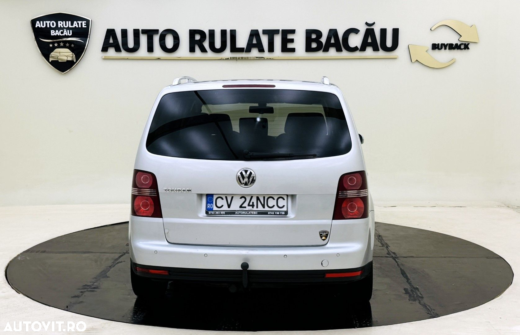 Volkswagen Touran 2.0 TDI DPF Highline DSG - 11
