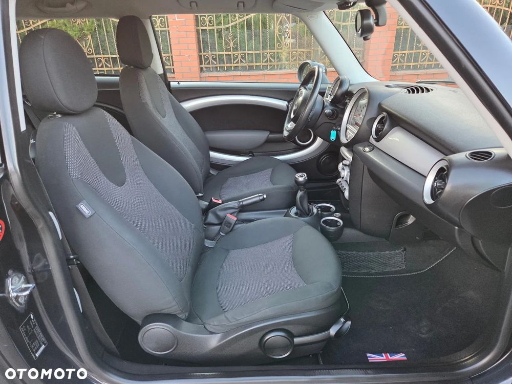 MINI Cooper - 16