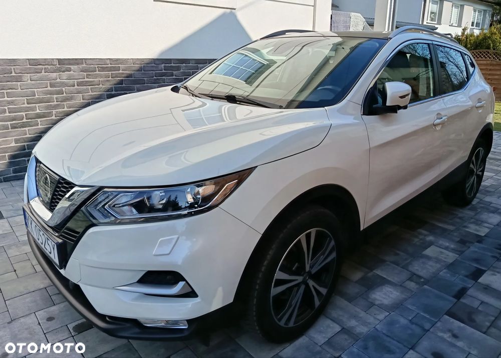 Nissan Qashqai 1.2 DIG-T N-Connecta Xtronic EU6 - 2