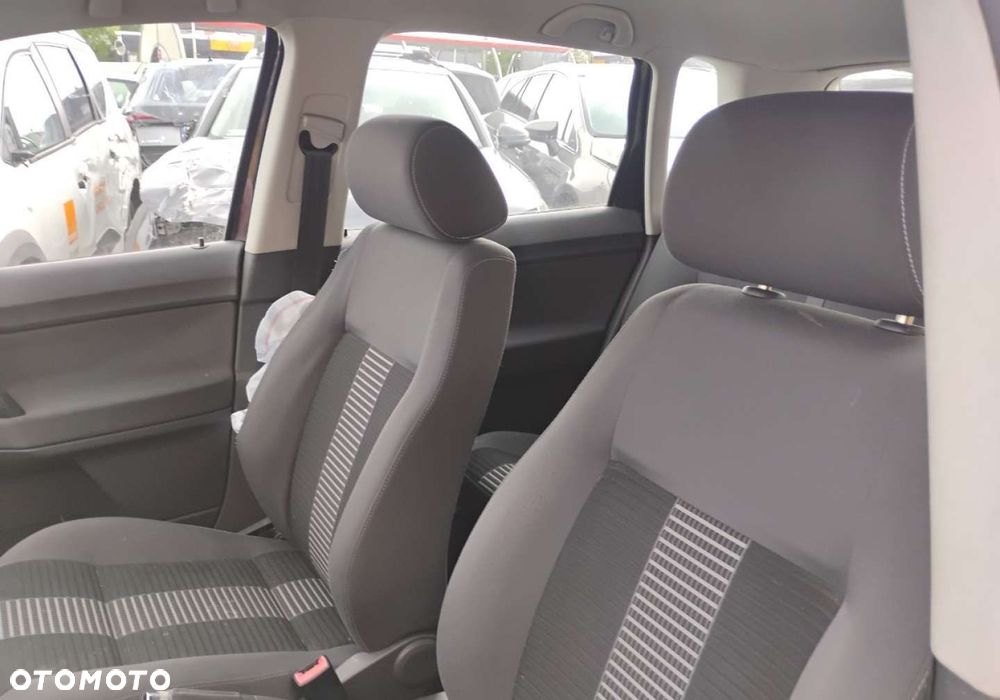 Volkswagen Polo - 9
