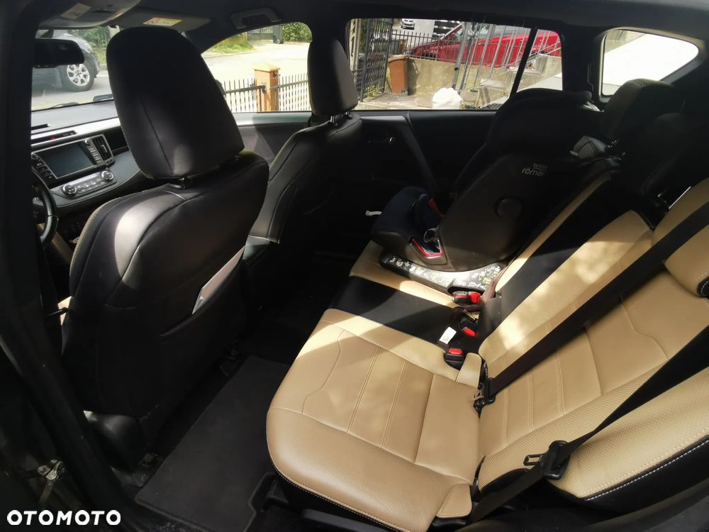 Toyota RAV4 2.0 D-4D Prestige 4x2 - 11